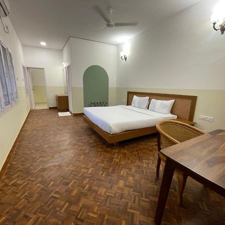 Hanu Reddy Residences - Nawab Habibullah Avenue Ченнаи Экстерьер фото