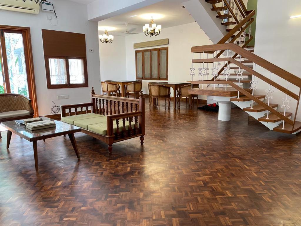Hanu Reddy Residences - Nawab Habibullah Avenue Ченнаи Экстерьер фото