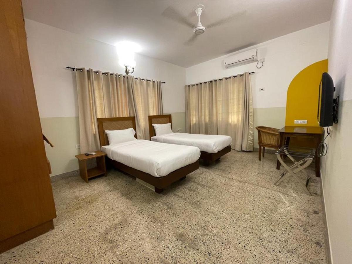 Hanu Reddy Residences - Nawab Habibullah Avenue Ченнаи Экстерьер фото
